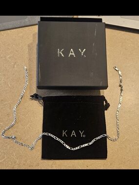 Kay Men's Silver Figaro Chain Necklace - Shiny Silver - New Unwanted Gift